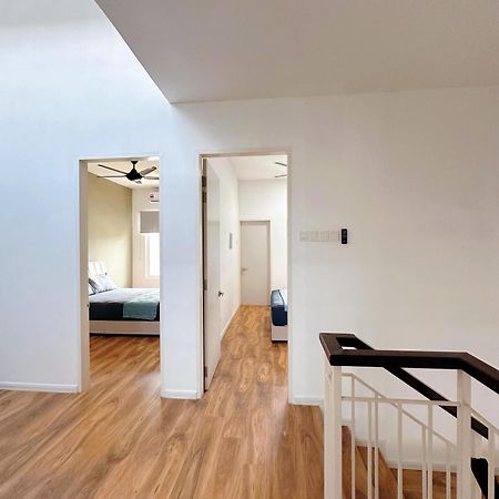 P12 Homestay Putrajaya Exteriör bild