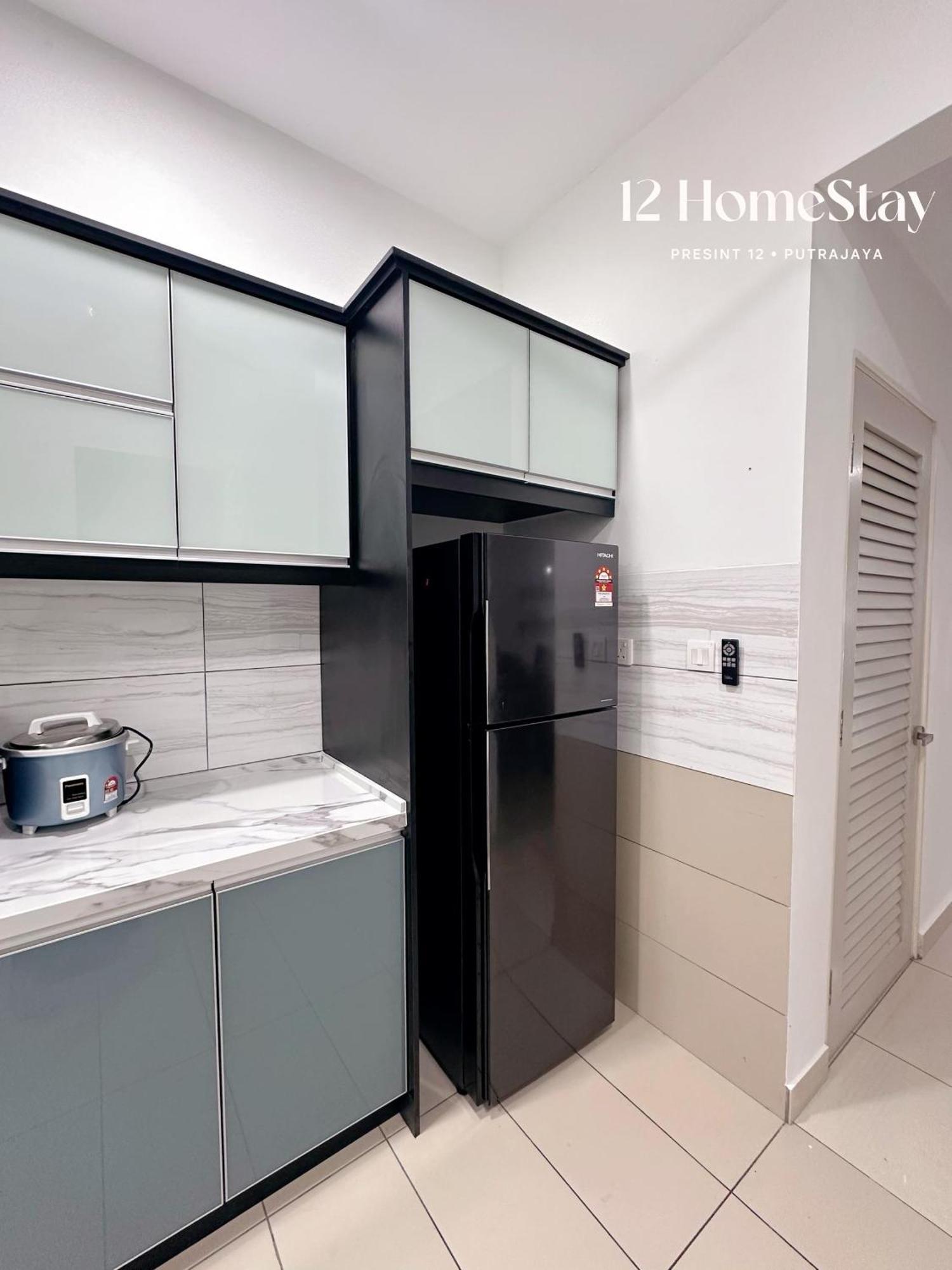 P12 Homestay Putrajaya Exteriör bild